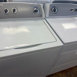 WHIRLPOOL TOP LOAD WASHER AND DRYER SET