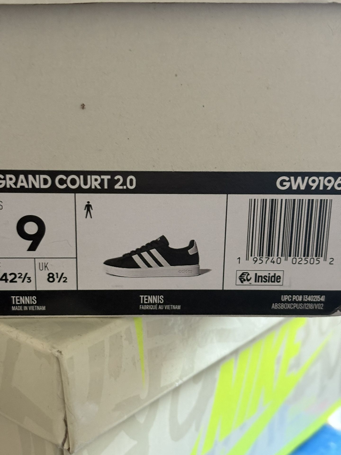 Adidas Men’s Size 9