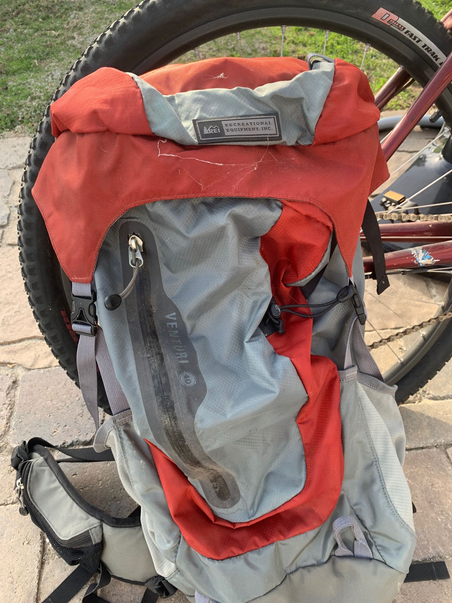 REI Venturi 40 trail/hike backpack