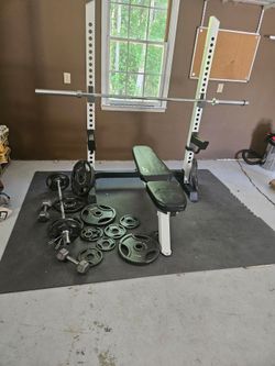 Adjustable weight bench