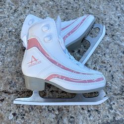 Girls Ice Skates
