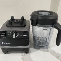 Vitamix 6300 Blender $250 Firm 