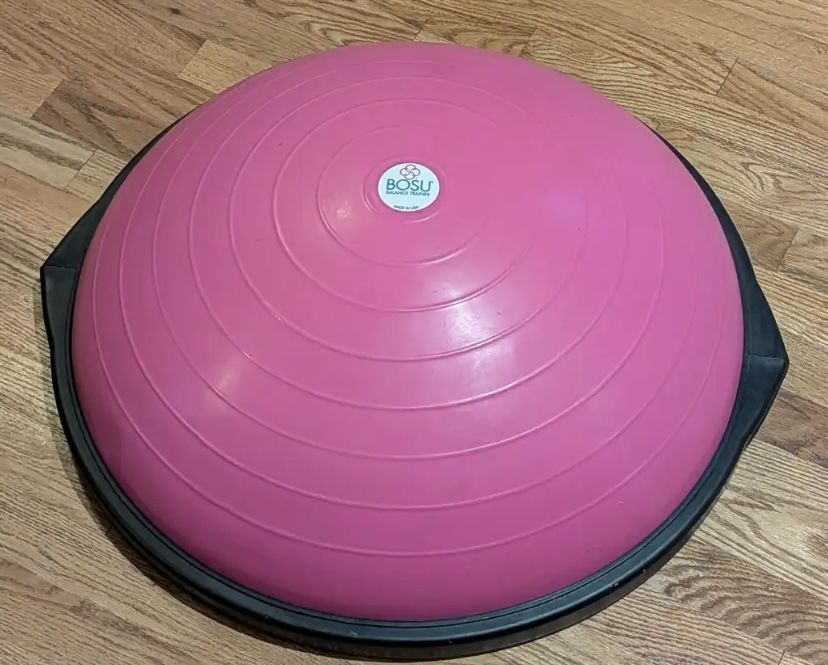 BOSU Balance Trainer W/ Manuals