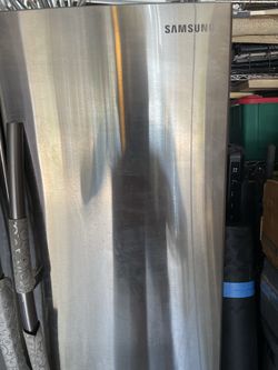 Appliances, refrigerator,