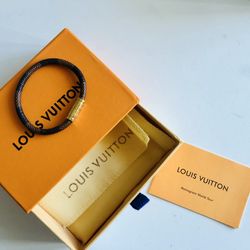 Bracelet By lv