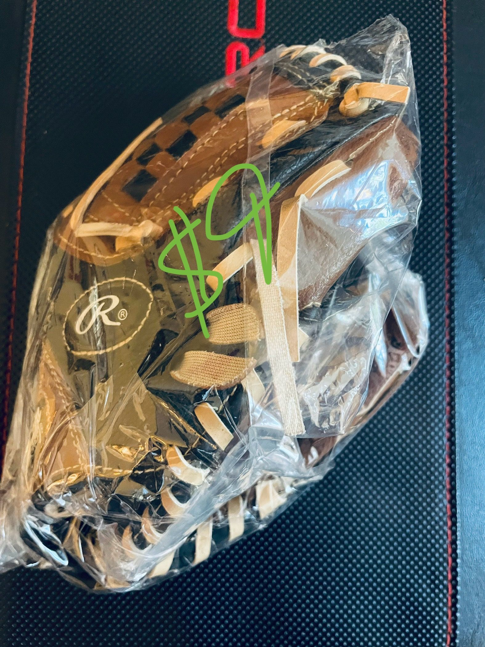 Kids Rawlings Baseball Glove (like New)