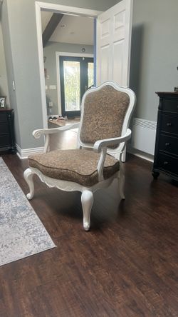 Nice chair