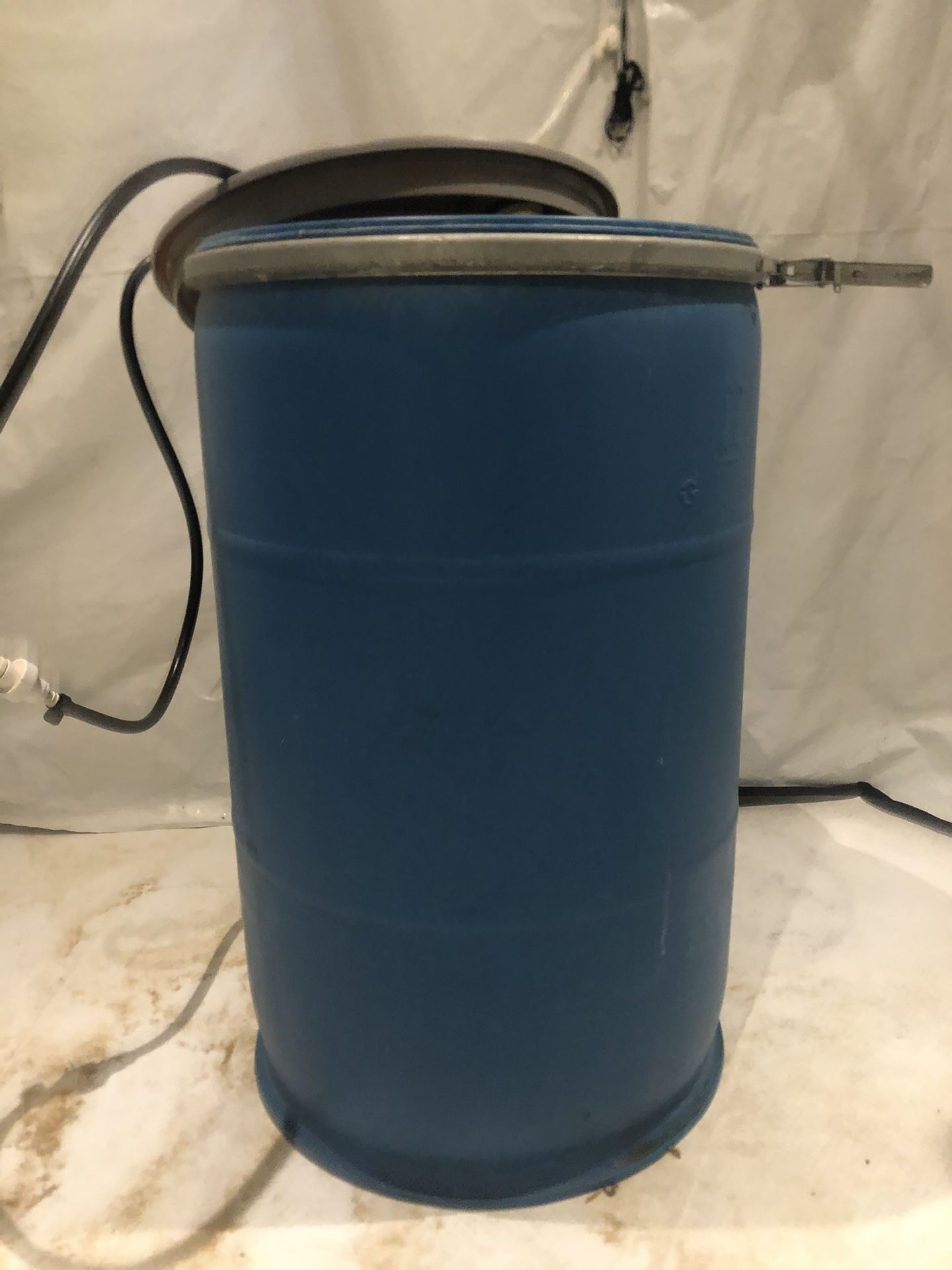 5 Gallon Rain Barrel With 500 GPH Water Pump