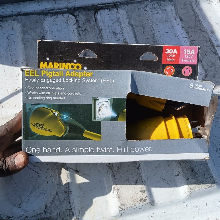 Marinco EEL 30A Power Adapter