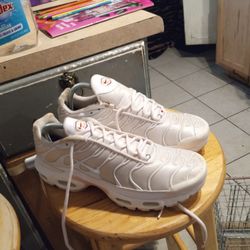 Nike Air Max Pale Pink Size 10