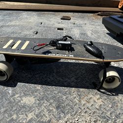 Razor X Skateboard Electric / Remote / Charger 