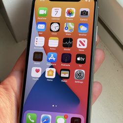 iPhone X 256GB Unlocked 