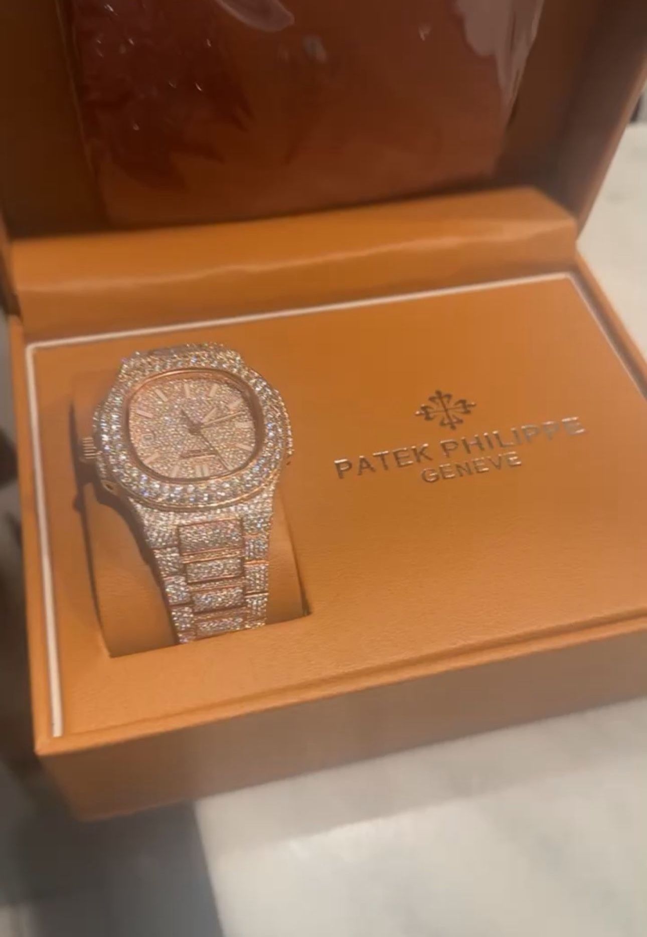 BUSSDOWN WATCH (ROSE GOLD + Diamond)