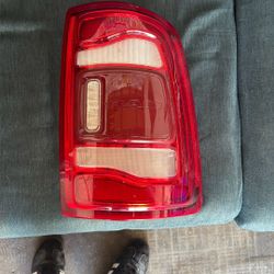 2019-2025 Dodge Ram 2500 Right Tail Light