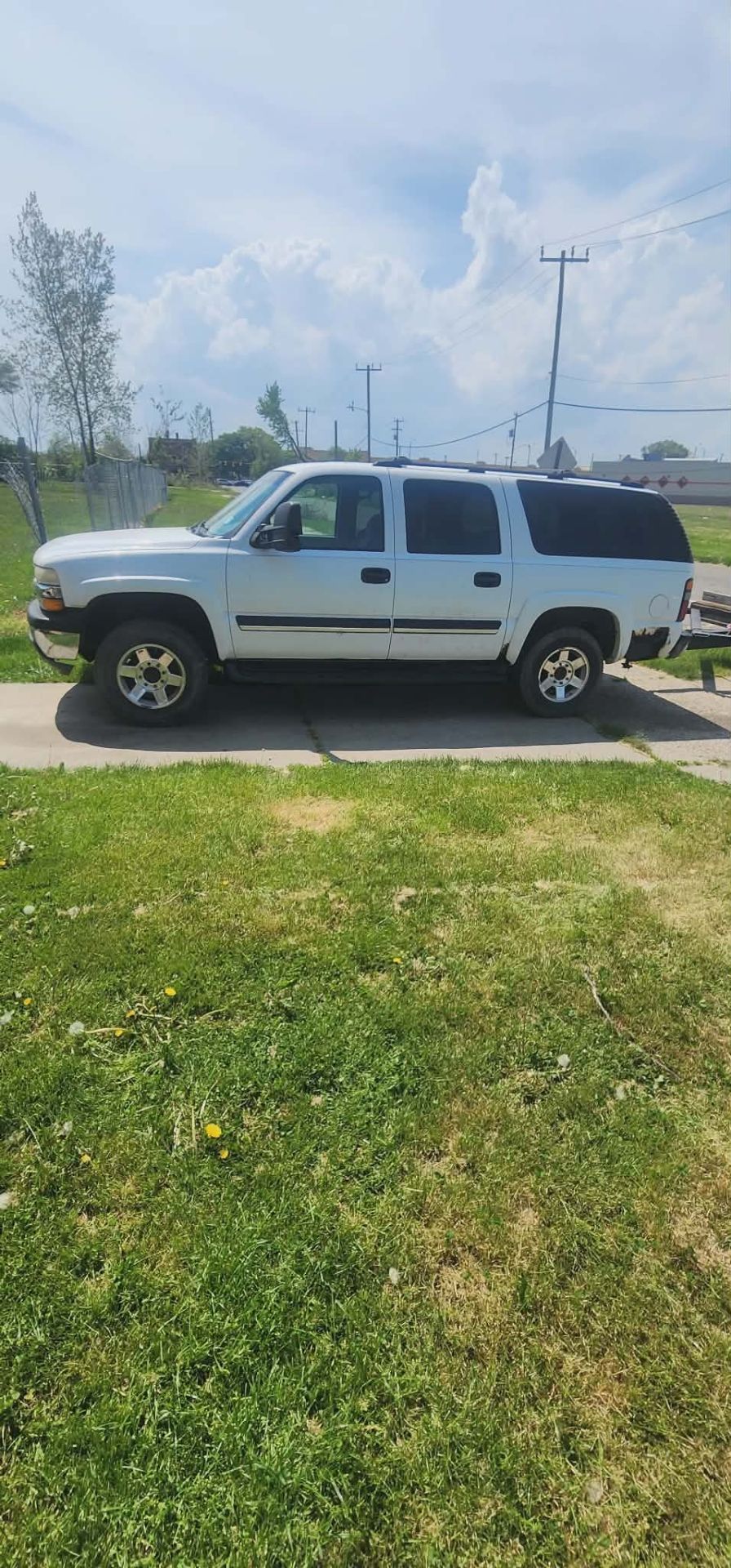 04 Suburban