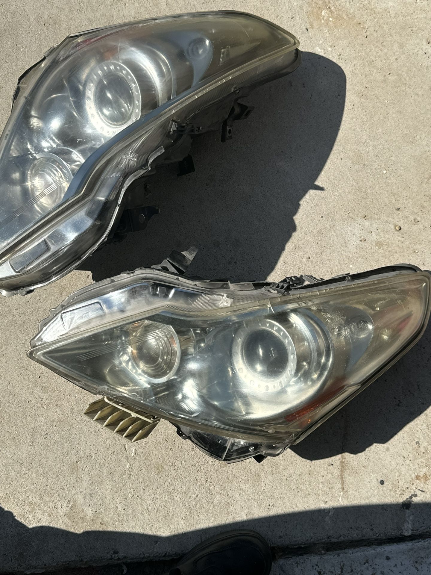 G37 Sedan Headlights
