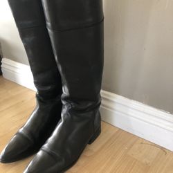 Ladies all leather flat heel boots size 6