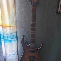IBANEZ RG SERIES WITH LINE 6 30 WATTS AMP