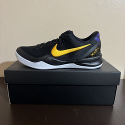 Kobe 8 Protro “Lakers Away”
