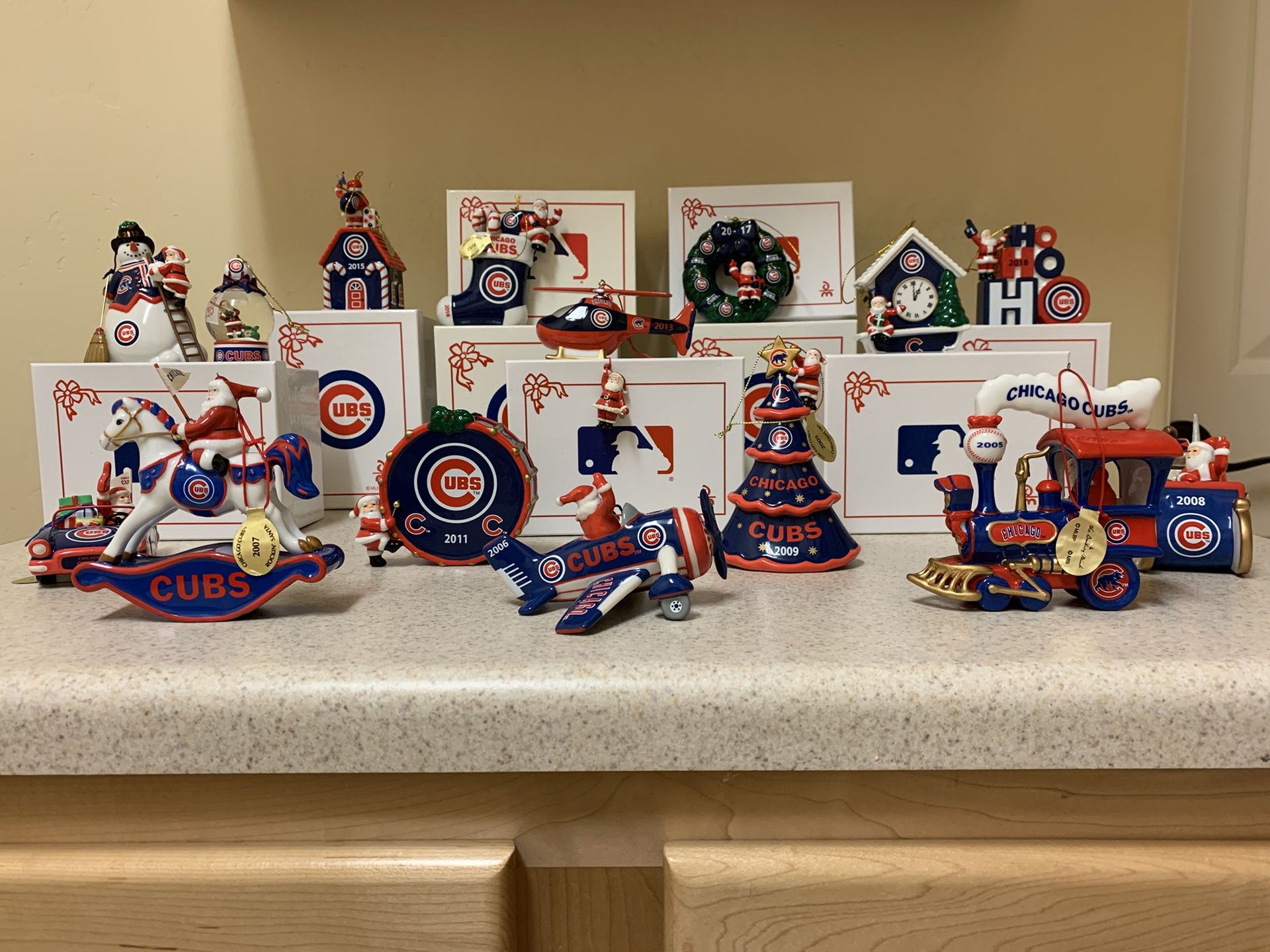 15 Official MLB CUBS Ceramic Christmas Ornaments From The Danbury Mint