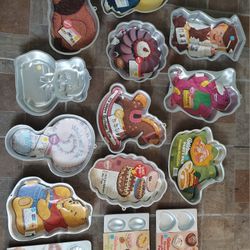 40 Brand New Cake Pans $20