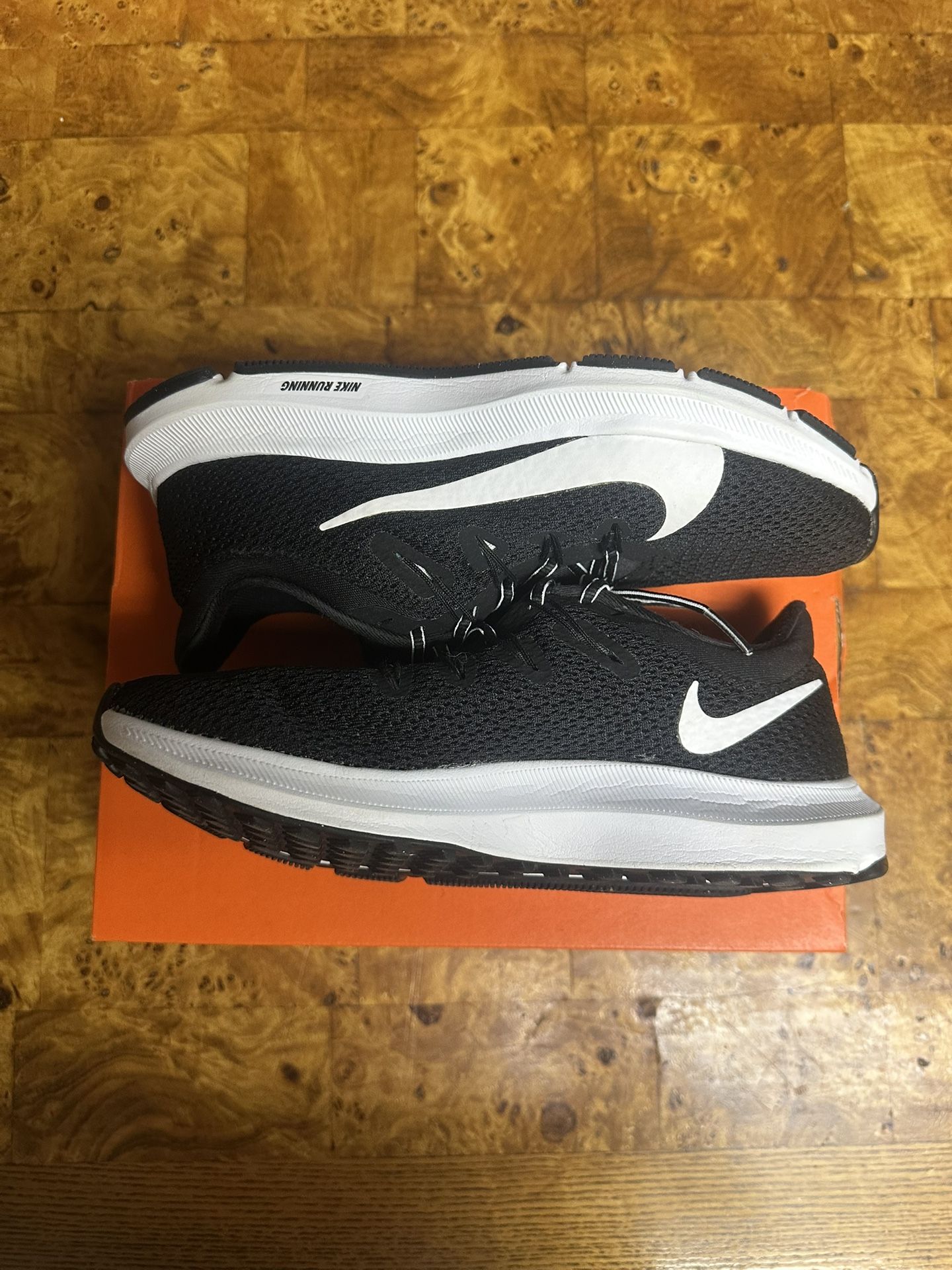 Nike Women Shoes Size 6