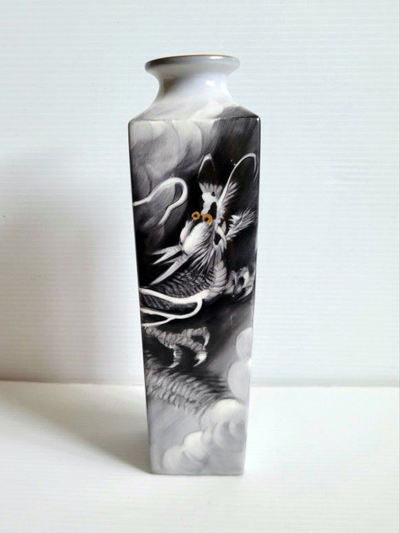 Vintage Noritake Gray Black Bone China Hand Painted Dragon Vase 9 5/8” Tall