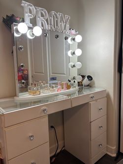Vanity NEED GONE