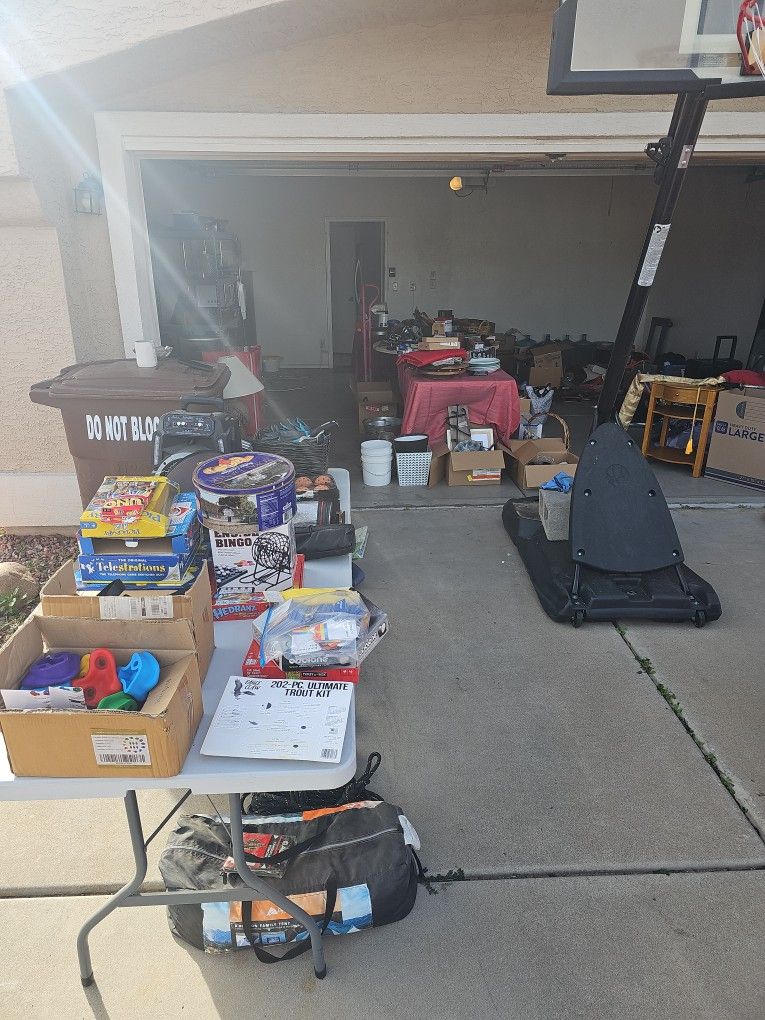 ESTATE SELL 7717 w. North Ln. Peoria AZ 85345