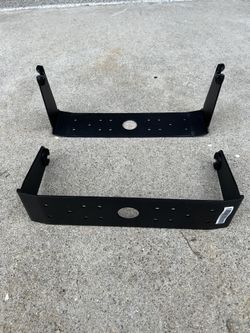 Lowrance HDS Live 12in Mount Brackets. Brand New
