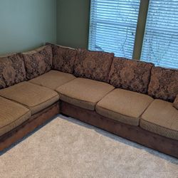 Sectional Couch 