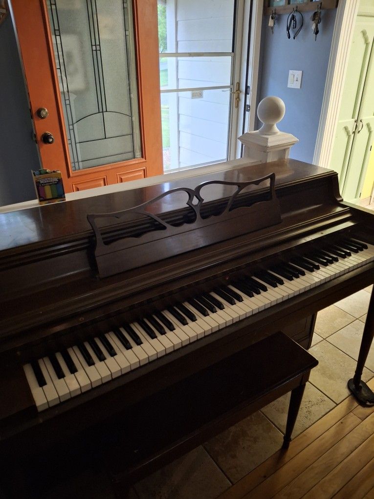 Free Piano