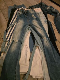 Mixed Clothing Lot – Jeans and Pants Bundle