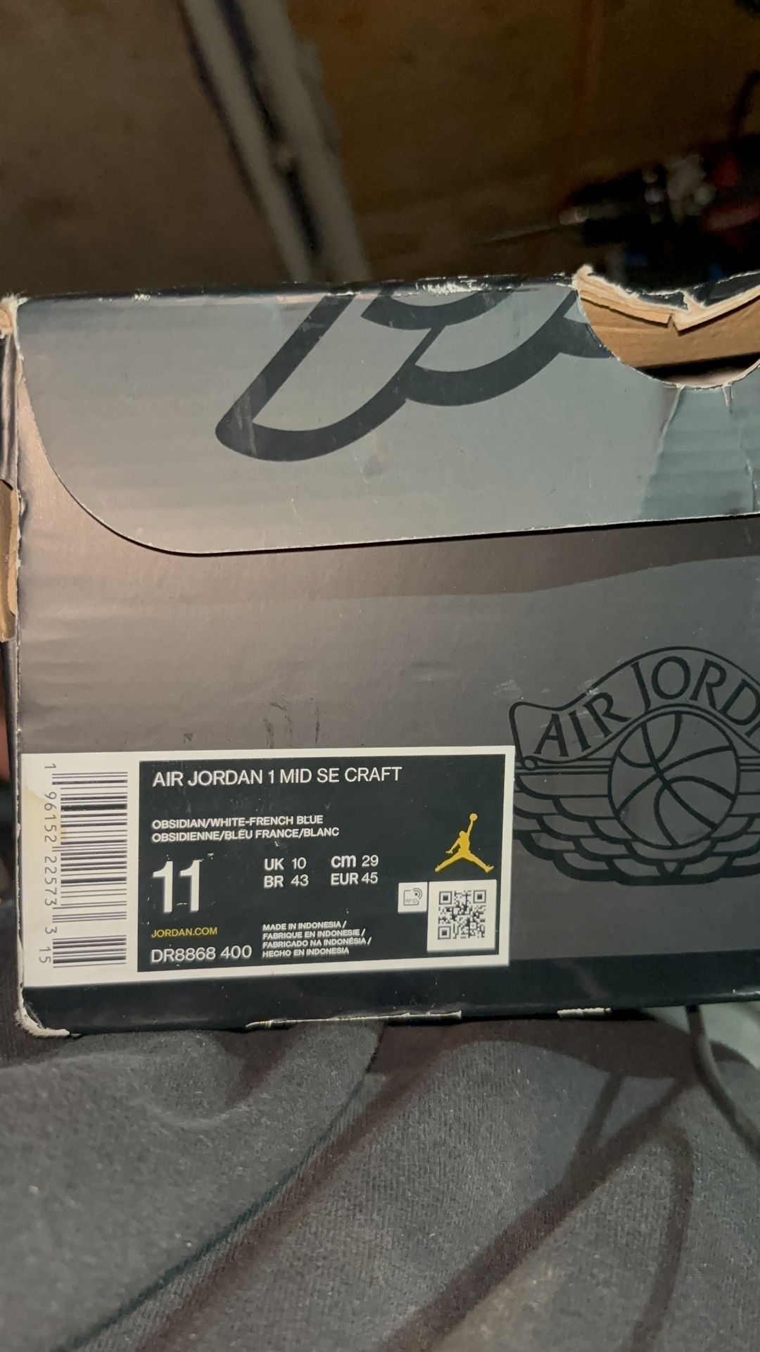 Air Jordan Mid SE Craft 'Inside Out Obsidian' DR8868 400