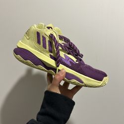 Dame 8 Basketball Shoes