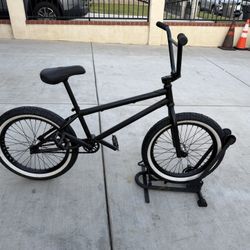 Mongoose Legion Freestyle BMX Bike 