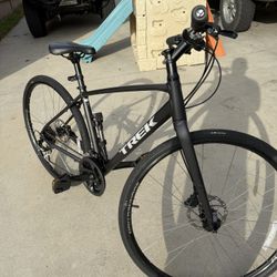 Trek FX2 Medium