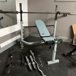 Olympic Weight Bench With Olympic Bars 