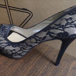 Used Women's Heels Size 8.5