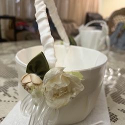Wedding-Flower Girl Baskets