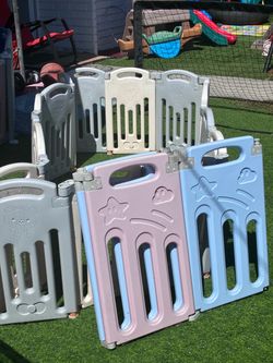 Baby play yard