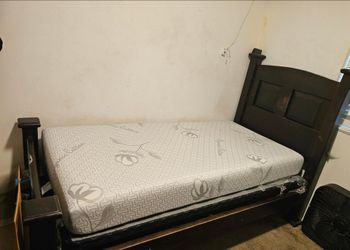 Twin bed