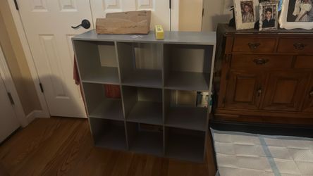 Gray organizer