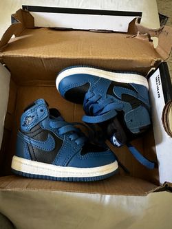 Toddler Jordan 1s