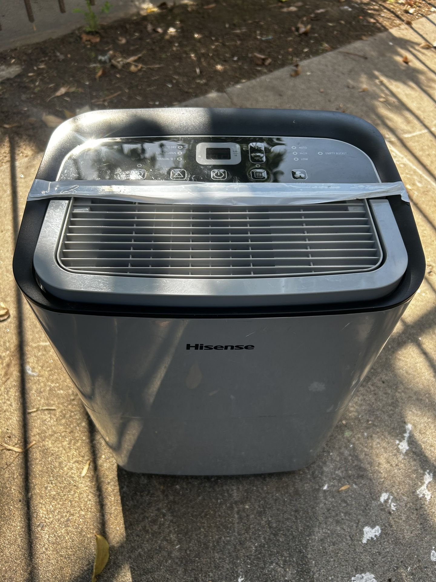 Hisense DH5020K1G 35-Pint 2-Speed Dehumidifier - Gray