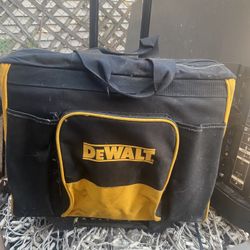 dewalt tools bag 