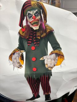 New, kids Creepy Clown Costume size 7-10. Includes Mask, Shirt with collar, pants and gloves