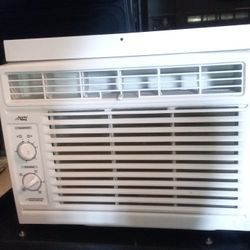 ARCTIC KING AIR CONDITIONER 