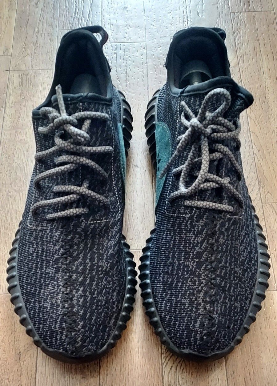 2019 Adidas Yeezy Boost Size 11.5