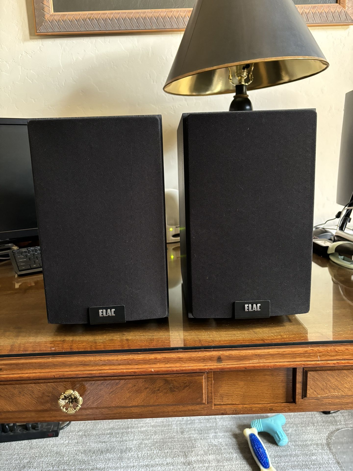 Elac Uni-FI UB51-BK Bookshelf Speakers